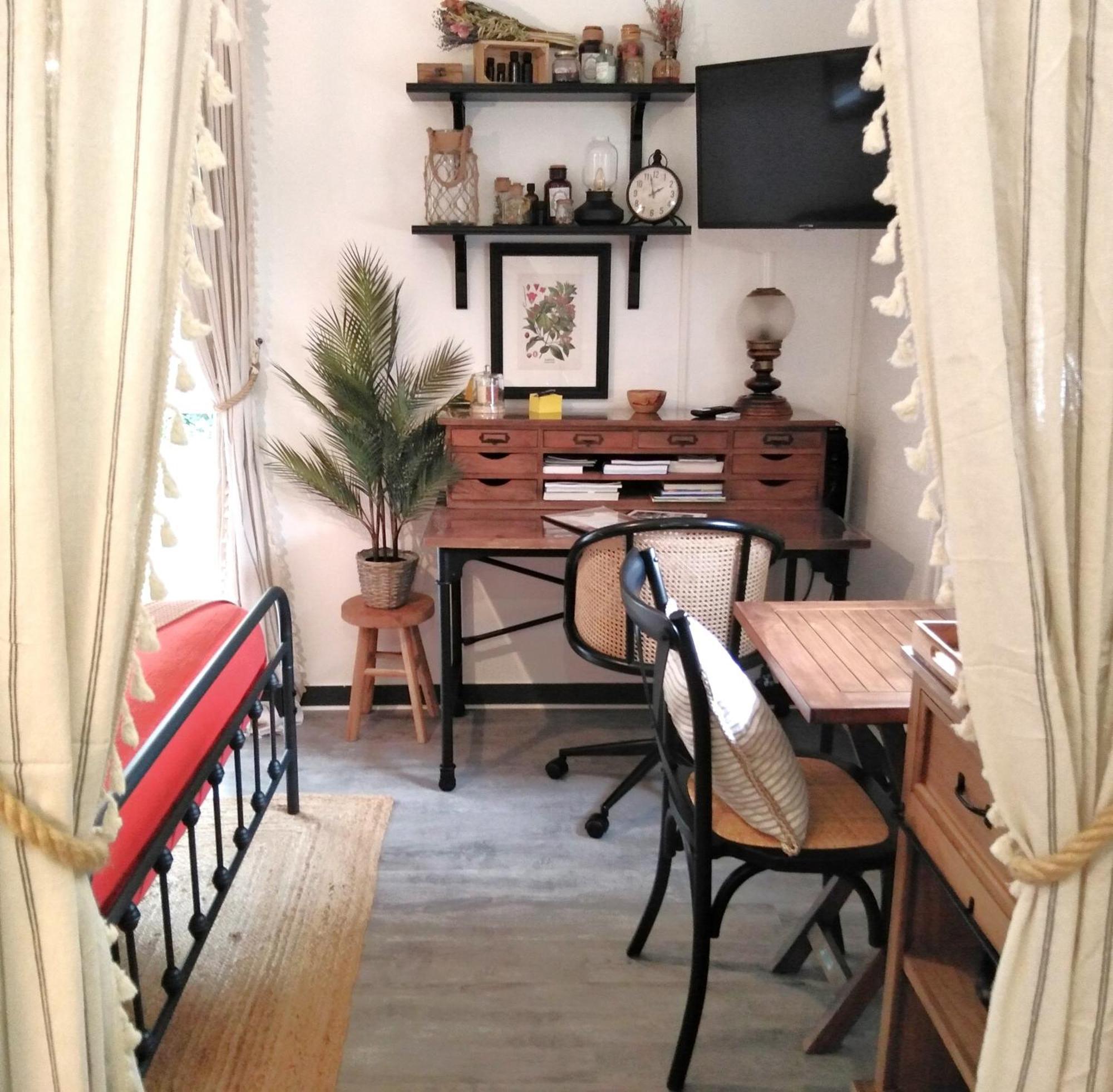 L' Apothicaire Apartment Blois Bagian luar foto